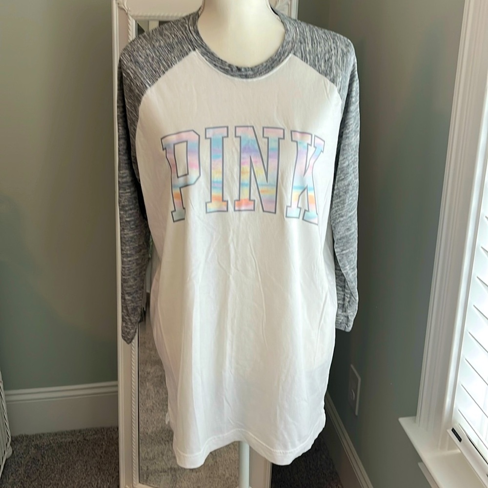 NWOT PINK Victoria’s Secret baseball style t-shirt, size M.